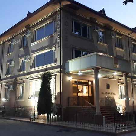Grand Nur Hotel Ташкент Екстер'єр фото