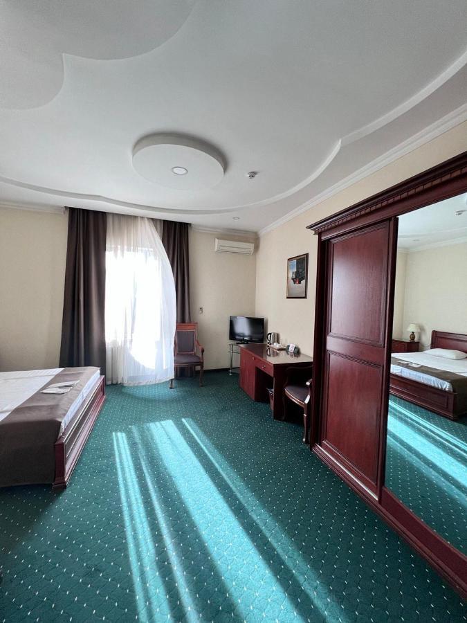 Grand Nur Hotel Ташкент Екстер'єр фото