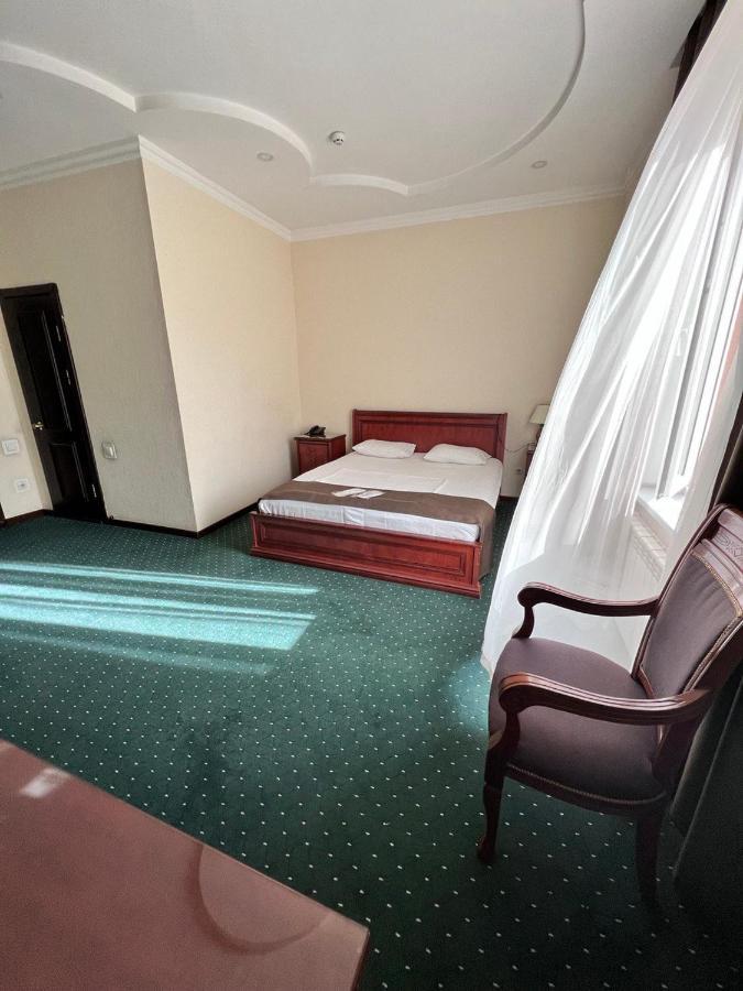Grand Nur Hotel Ташкент Екстер'єр фото