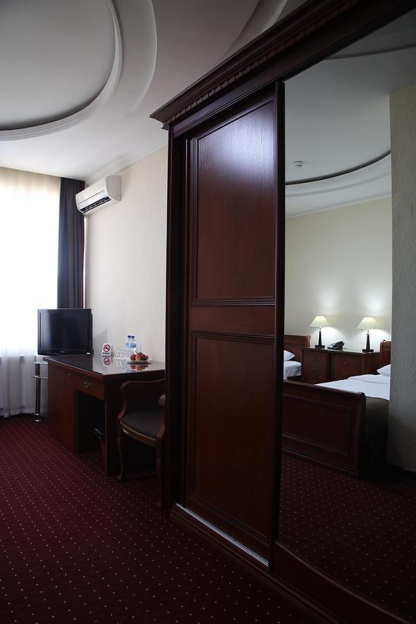 Grand Nur Hotel Ташкент Екстер'єр фото