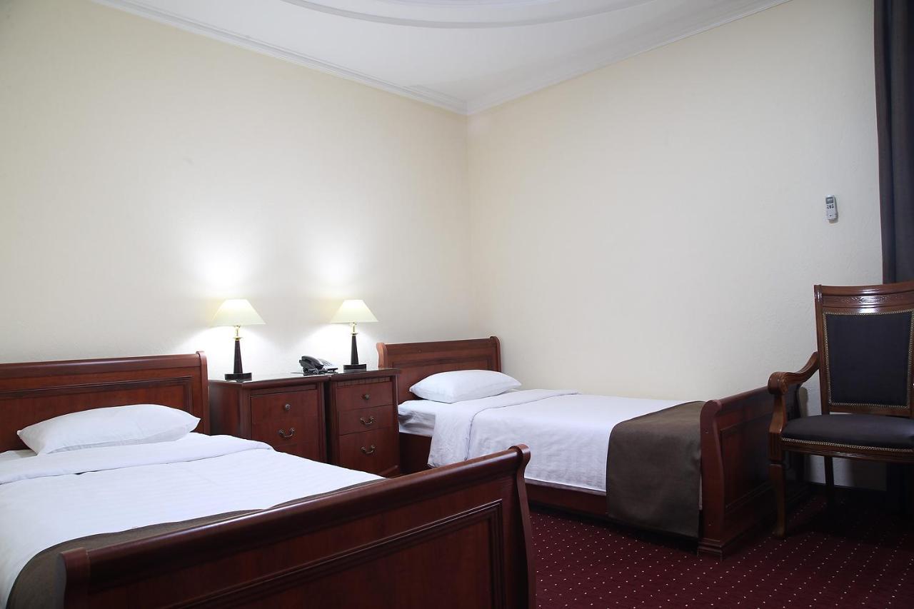 Grand Nur Hotel Ташкент Екстер'єр фото